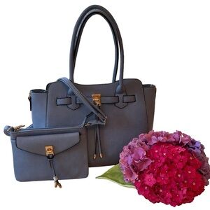 Elegant Bluish grey handbag and crossbody bag Set like new